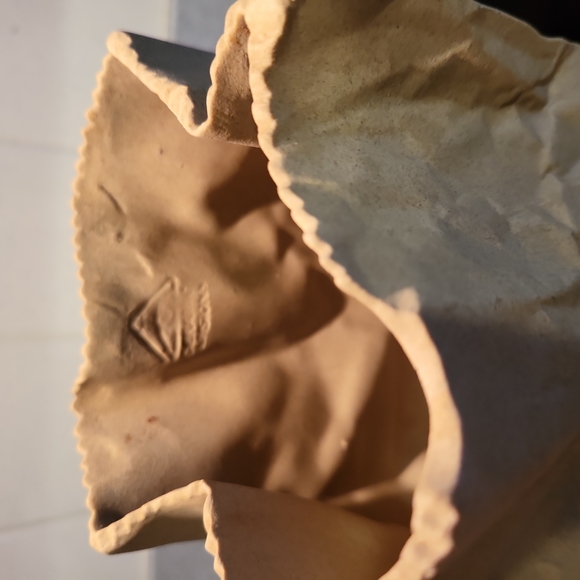 Vintage Ceramic Illusions Crinkled Paper Bag Vase Trmpe L’ Oeil Pop Art 8" - Picture 6 of 12